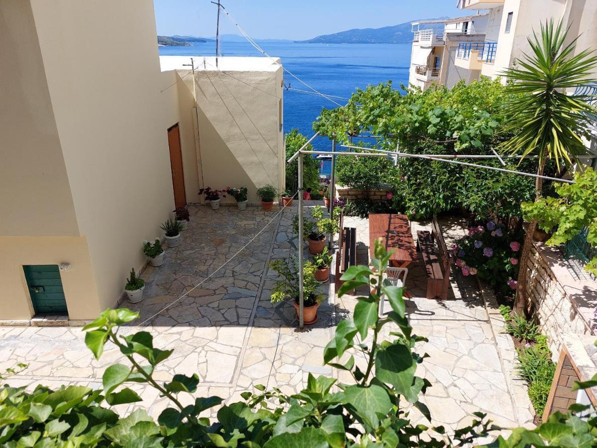 The Sun House Apartment Sarande Exterior photo