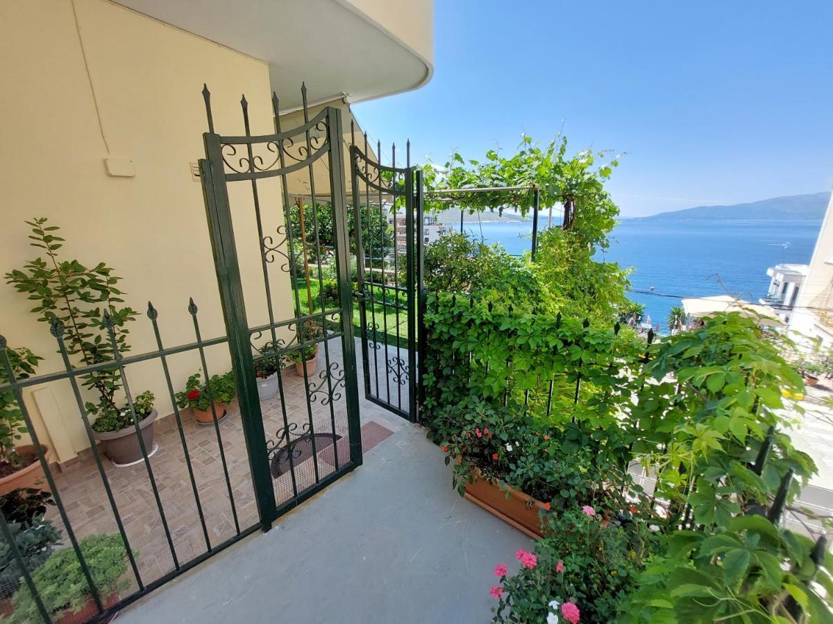 The Sun House Apartment Sarande Exterior photo
